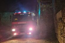 Incêndio destrói armazém agrícola em Montalegre