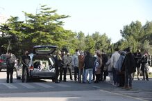 Família e amigos em lágrimas no último adeus ao ator Rogério Samora