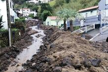 Destruição nos Açores