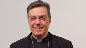 Papa aceita renúncia de arcebispo envolvido em polémica com uma mulher