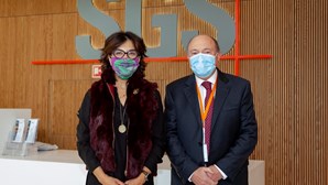  Ministra da Agricultura visitou os novos laboratórios da SGS Portugal 