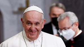 Papa Francisco diz que sexo fora do casamento não "é o pecado mais grave"