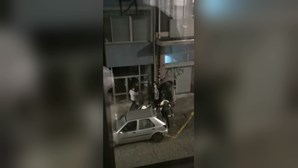 Grupo ataca jovem à paulada e pontapé  junto a discoteca ilegal no Porto