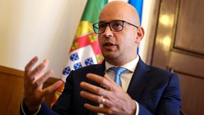 Portugal considera "urgente e fundamental" rever regras orçamentais da UE 