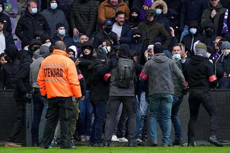 Violência no Beerschot VA-Antwerp FC