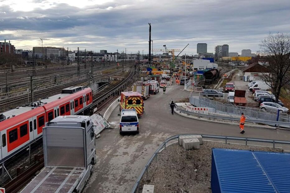 Explosão de bomba da Segunda Guerra Mundial fere três pessoas em Munique
