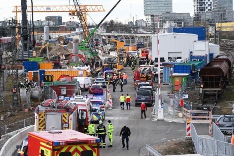 Explosão de bomba da Segunda Guerra Mundial fere três pessoas em Munique