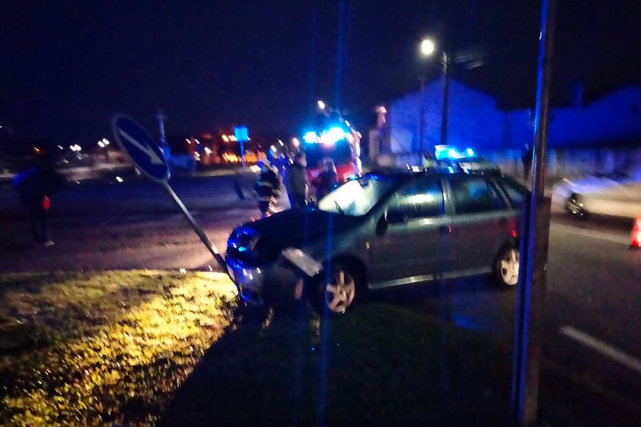 Mulher ferida em colisão entre dois carros em Aveiro