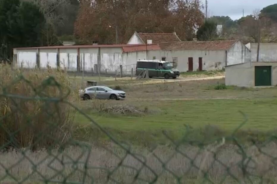 'Baixa a arma': GNR captura homem que disparou contra militares no Pinhal Novo