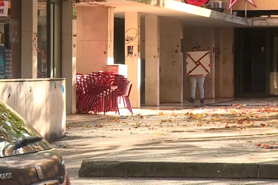 Zona dos bares em Braga palco de novos confrontos com jovem inconsciente na rua