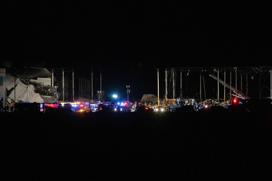 Telhado colapsa, EUA, socorro, Illinois