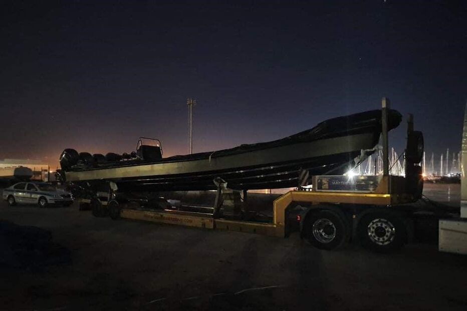 GNR apreende potente lancha rápida que pertencerá a rede de tráfico de droga