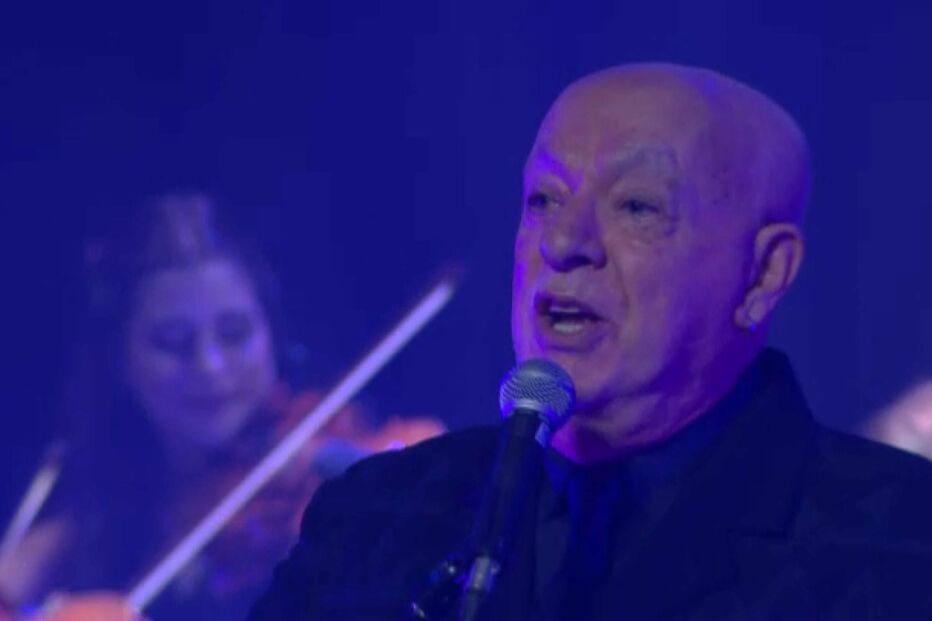 Paulo de Carvalho recebe prémio da SPA e CMTV