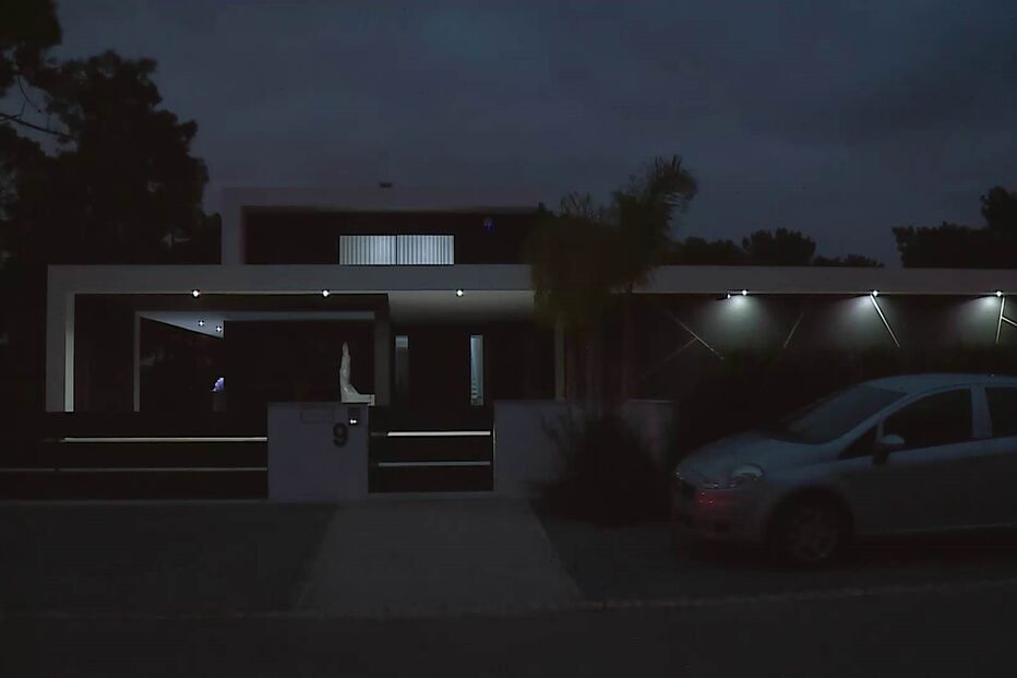 Otamendi foi assaltado em casa