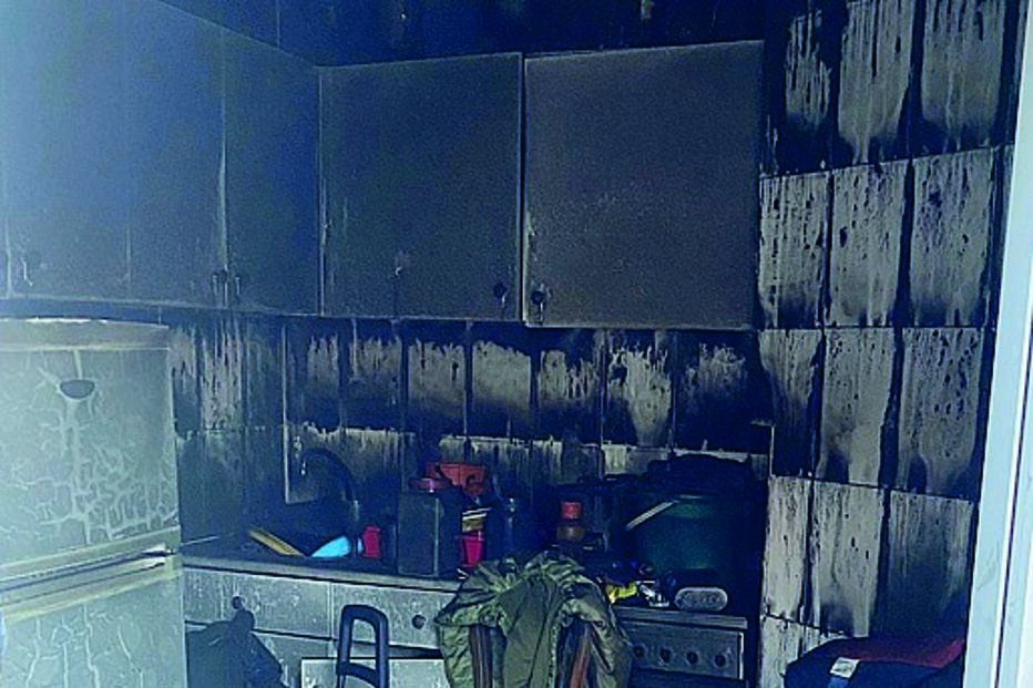 Casa ficou totalmente destruída