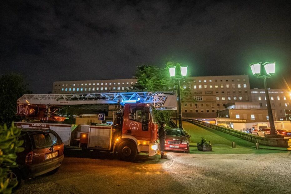  Incêndio no Hospital São João, no Porto