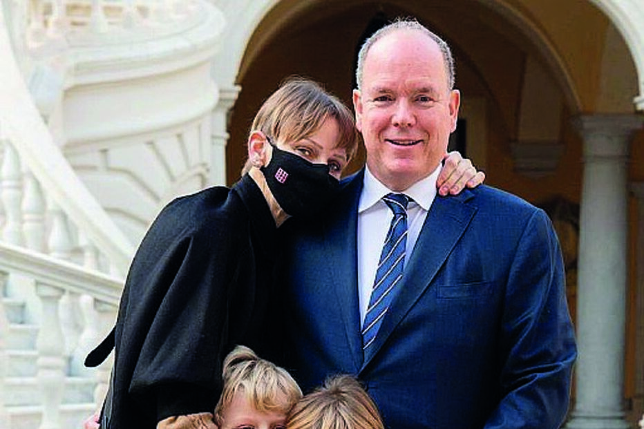 2021-12-24_01_12_27 Imagem p.45  alberto e familia 41104724.jpg