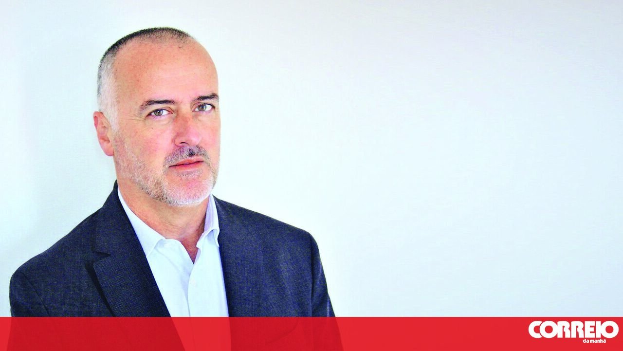 Ordem dos Farmacêuticos saúda recondução de ministra da Saúde