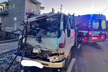 Colisão violenta entre carrinha e camião faz um ferido em Penafiel