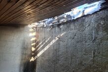 Idosa desalojada após incêndio em habitação em Chaves