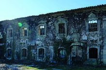 O edifício está classificado, mas até agora não há projetos para lhe dar uma segunda vida 