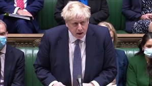 Boris Johnson prepara-se para agir depois de ter sido acusado de infringir a lei