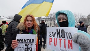 “Tenham muito medo”: Ucrânia alvo de ataque informático de grande dimensão