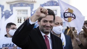 Chega recorda impostos e cortes nas pensões no tempo da 'troika' e critica PSD