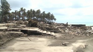 Novas imagens mostram rasto de destruição em Tonga após tsunami devastador