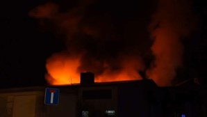 Incêndio destrói fábrica de tecidos na Covilhã
