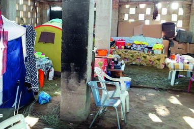 Vítimas viviam em locais como este, sem condições, e eram sujeitos a maus-tratos e péssima alimentação 