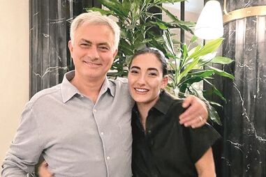 O treinador José Mourinho com a filha Matilde 