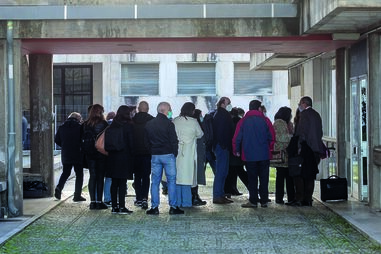 Número elevado de arguidos e advogados obrigou à realização do julgamento no auditório da Reitoria da Universidade