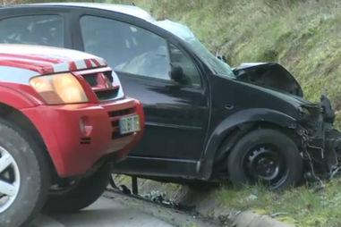 Um morto em violenta colisão frontal entre carro e camião em Penela
