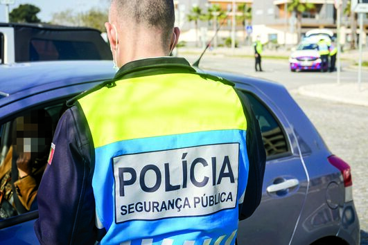 Homem foi apanhado após ser detetado a conduzir de forma irregular pela PSP.