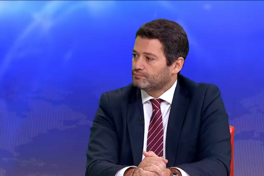 André Ventura diz que não vai ser líder da bancada parlamentar do Chega e ataca PSD: "Senti que estava a falar sozinho"