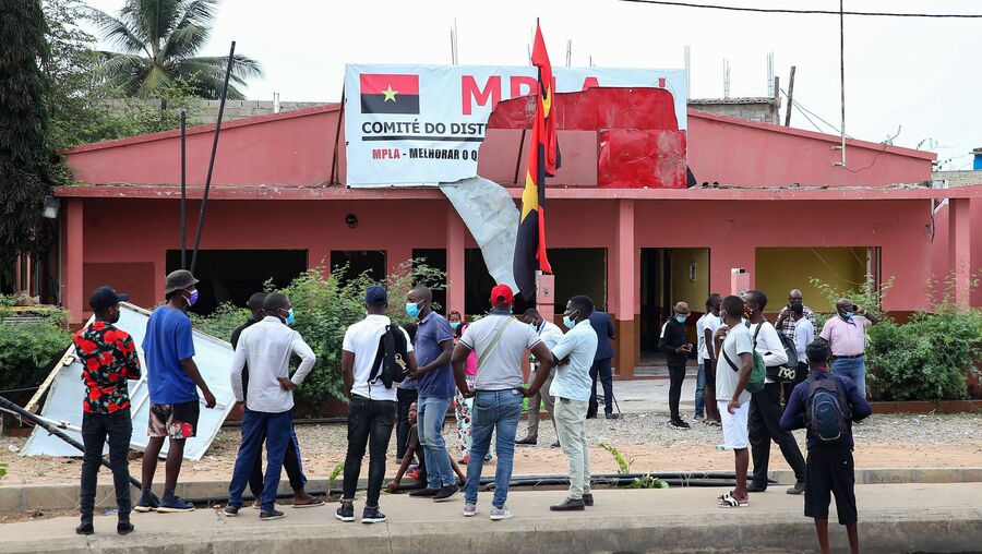 Sede do MPLA atacada