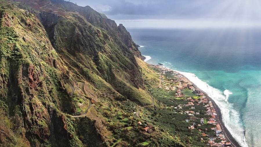 A ilha da Madeira é um dos destinos mais procurados no inverno, pela sua ‘primavera eterna’