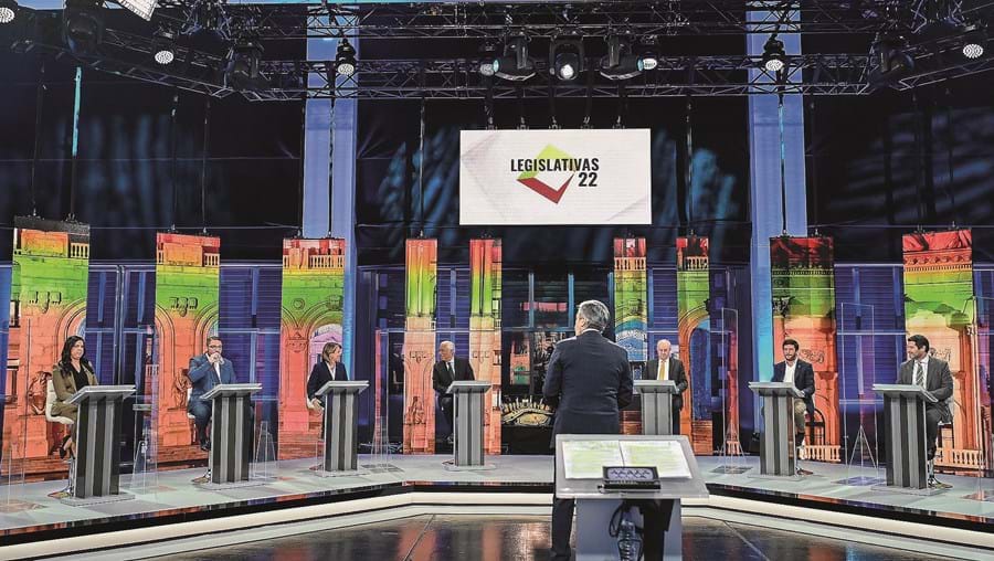 Os nove líderes partidários juntaram-se no último debate televisivo, que ficou marcado pela questão dos acordos pós-eleições Legislativas de dia 30 