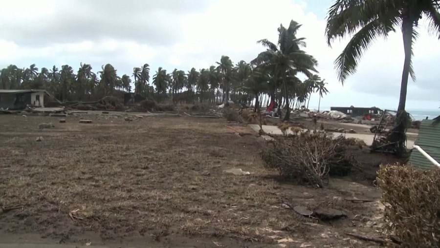 Rasto de destruição em Tonga após tsunami devastador que aconteceu este mês.