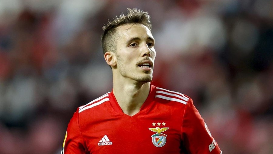 Grimaldo tem 26 anos e já contabiliza 231 jogos no Benfica, no qual está desde 2016/17