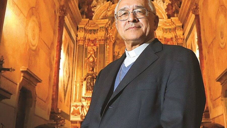 Atual bispo de Setúbal e presidente da Conferência Episcopal Portuguesa nomeado como novo bispo de Leiria-Fátima. Dará entrada na Sé de Leiria a 13 de março 