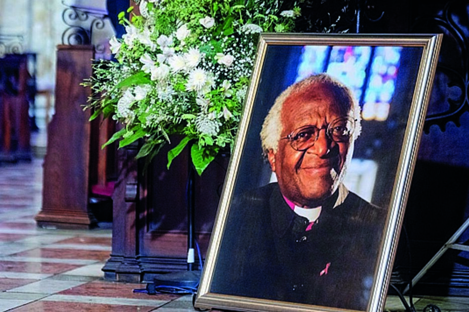Imagem 2022-01-01T095541Z_992445937_RC25QR96OUFH_RTRMADP_3_PEOPLE-DESMOND-TUTU.JPG (12440483) (Milenium)