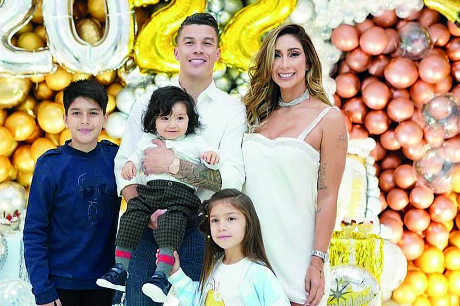 Figuras públicas mostram entrada em estilo no novo ano