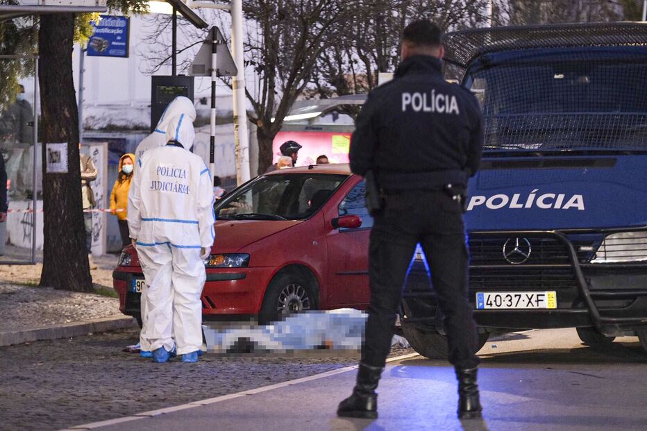 Jovem usa faca de cozinha para assassinar rival em Almada