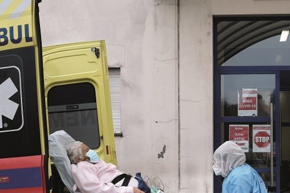 pressão, hospitalizações, casos