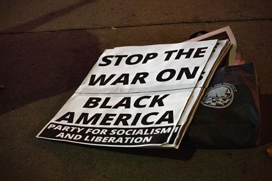 Prisão perpétua para pai e filho que perseguiram e mataram jovem afro-americano de 25 anos