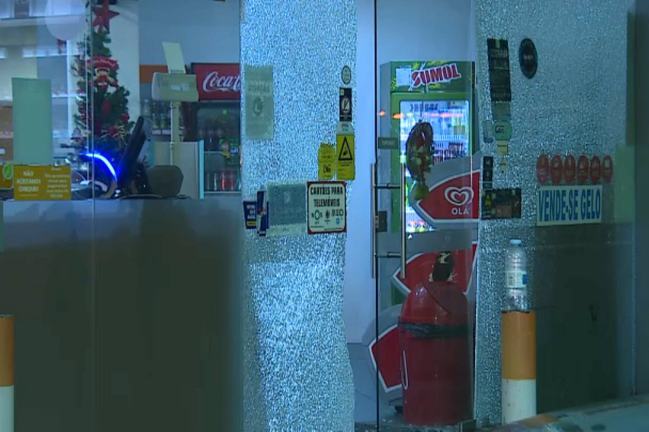 Atirador em fuga rouba 400 euros de gasolineira em Barcelos