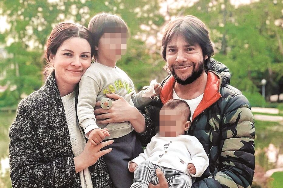 Joaquín Cortés com a mulher e os dois filhos do casal 