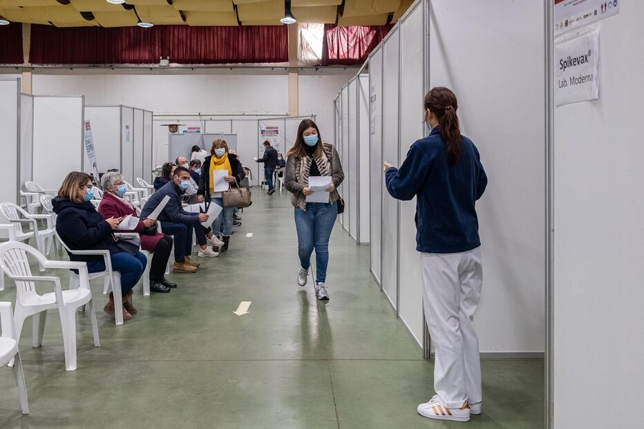 Reforço da vacina contra a Covid-19  já foi até agora administrado  a 3,8 milhões  de pessoas